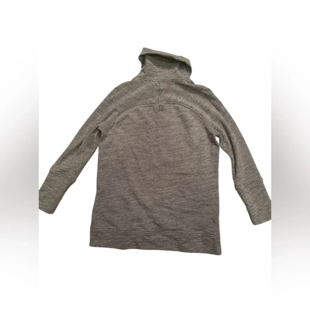 Lululemon Athletica Cowl Neck Pullover Heather Grey Black Cozy Funnel Neck